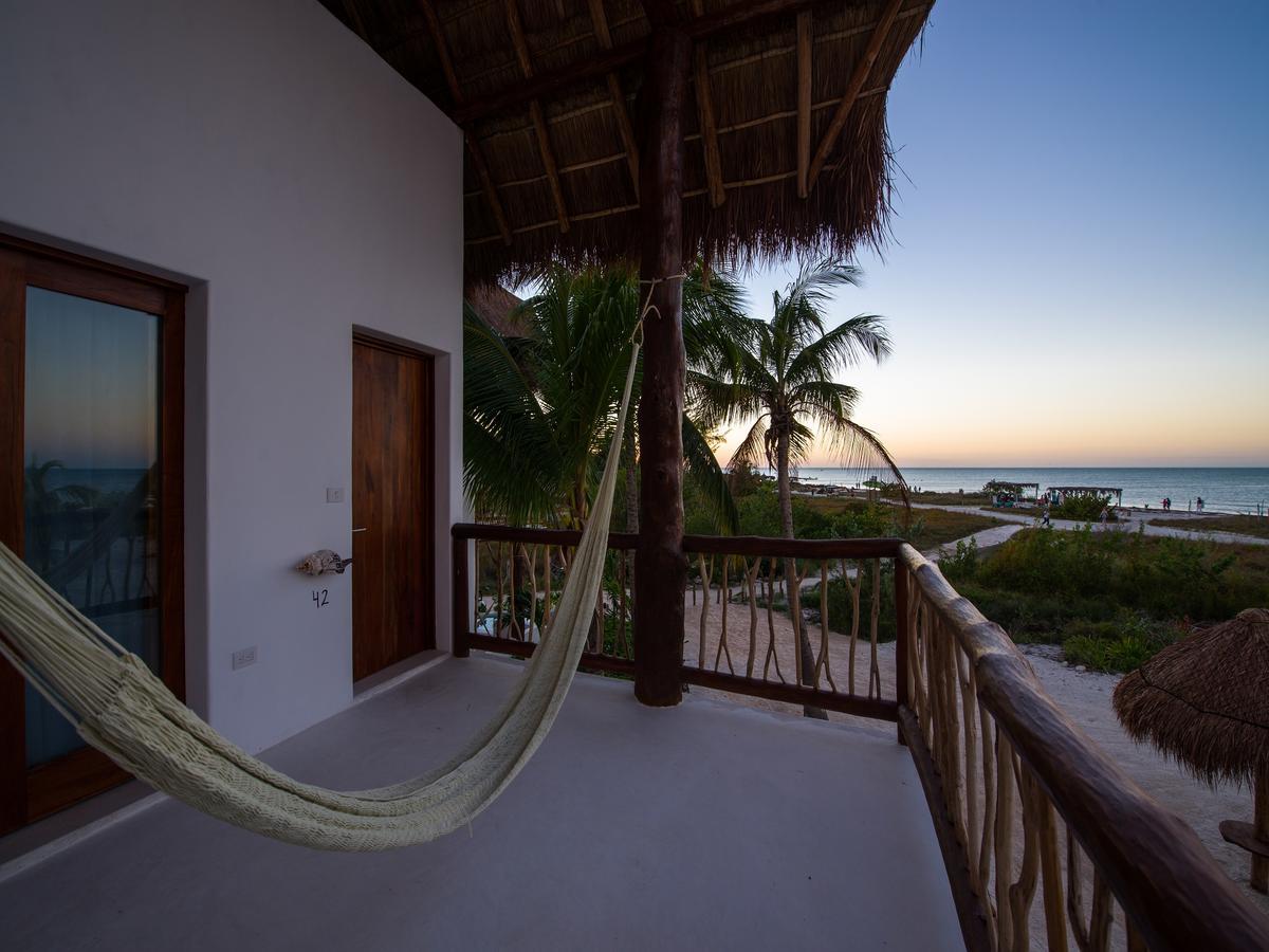 Villas Hm Palapas Del Mar Isla Holbox Екстериор снимка